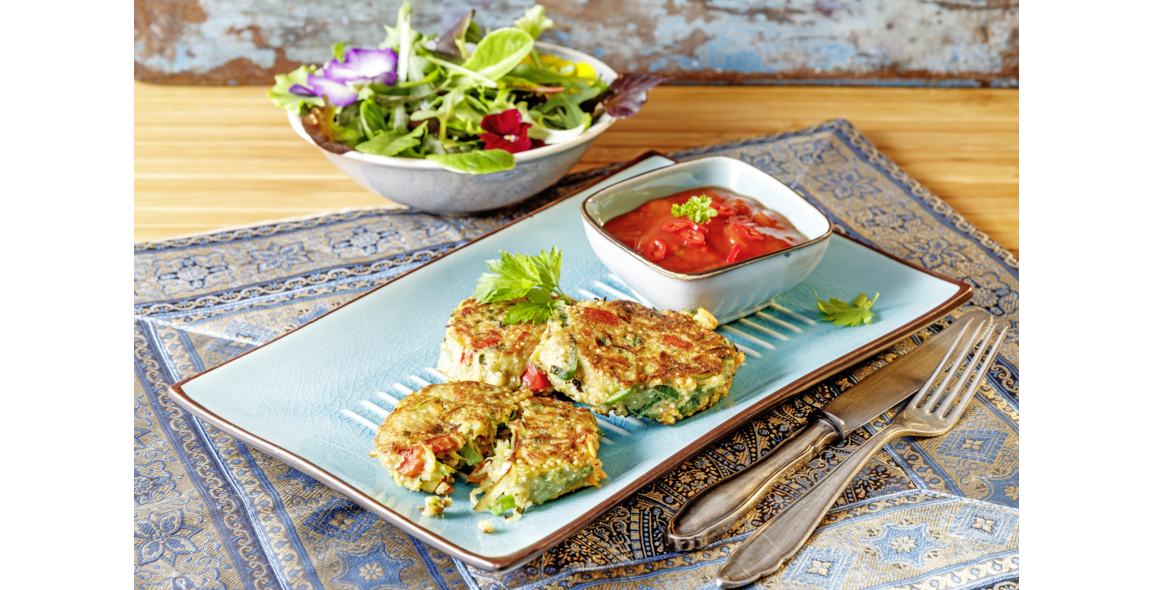 Tortino di verdure alla quinoa con il tahin