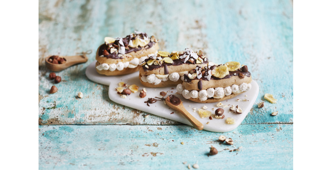 Eclair al cioccolato e cannella